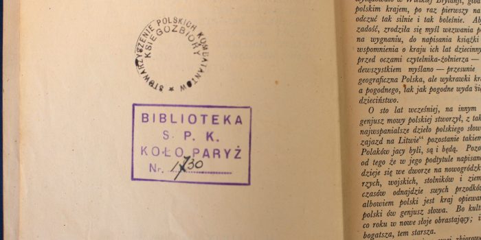 Na pieczęciach losy powojenne książki...